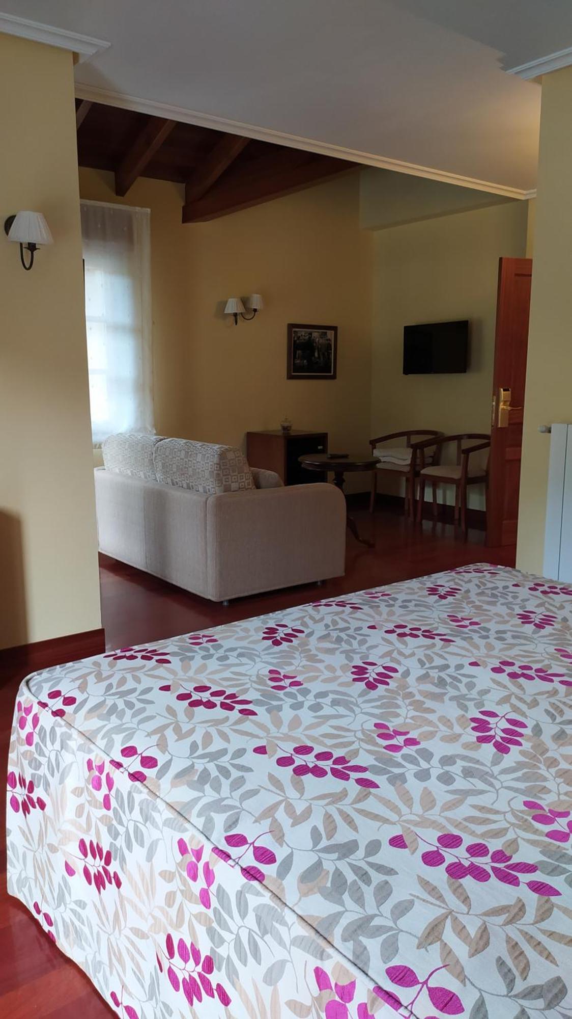Hotel Valle Las Luinas Сото-де-Луйна Номер фото