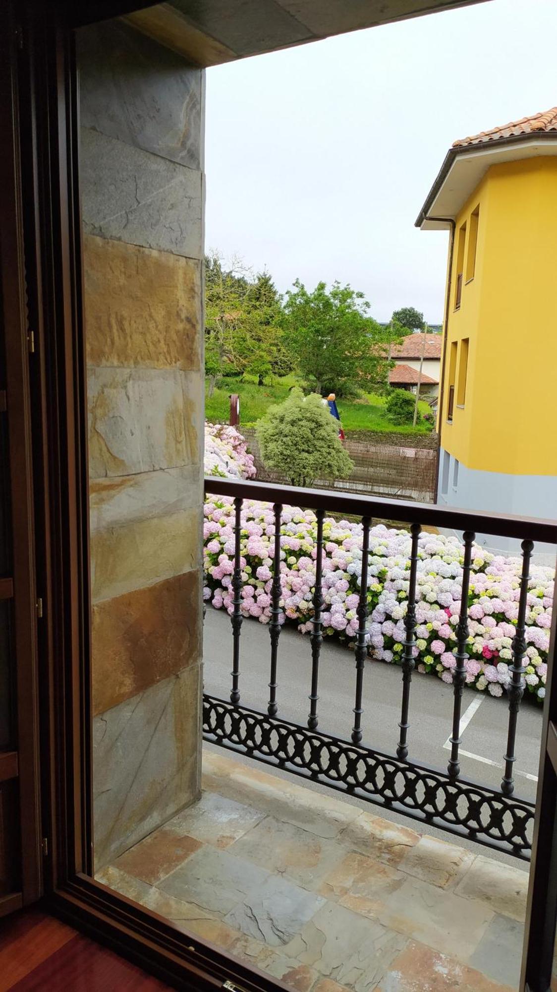 Hotel Valle Las Luinas Сото-де-Луйна Номер фото